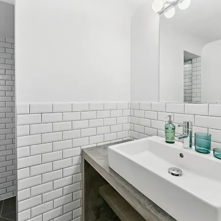 Montmartre Theater Loft Daire Paris