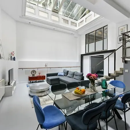 Montmartre Theater Loft Paříž