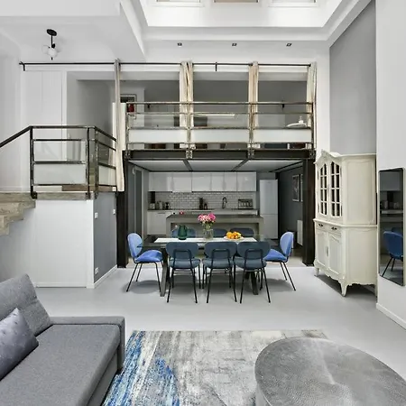 Montmartre Theater Loft Apartman