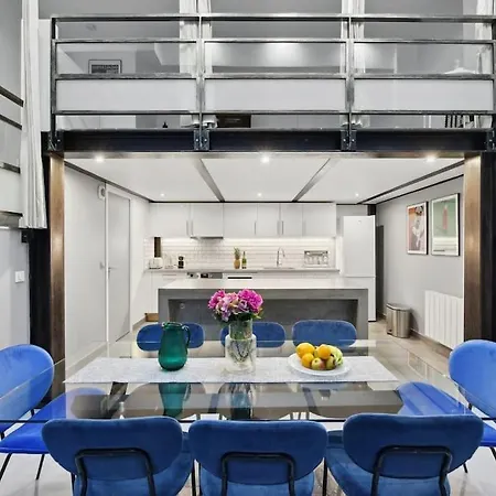 Montmartre Theater Loft